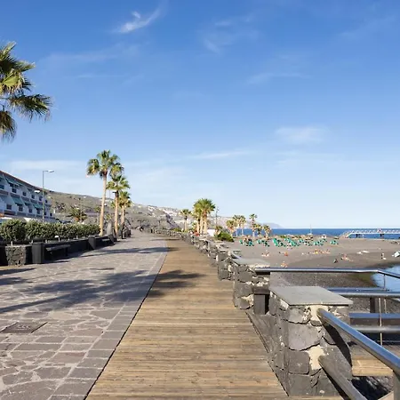 Сasa de vacaciones Home2book Stunning Beachfront House With Sea Views